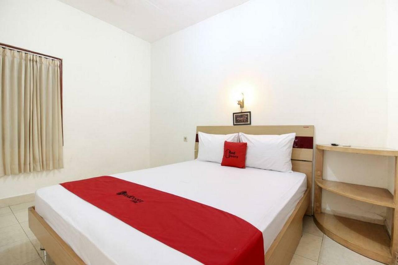 Reddoorz Syariah At Jalan Menteri Supeno Hotell Yogyakarta Exteriör bild