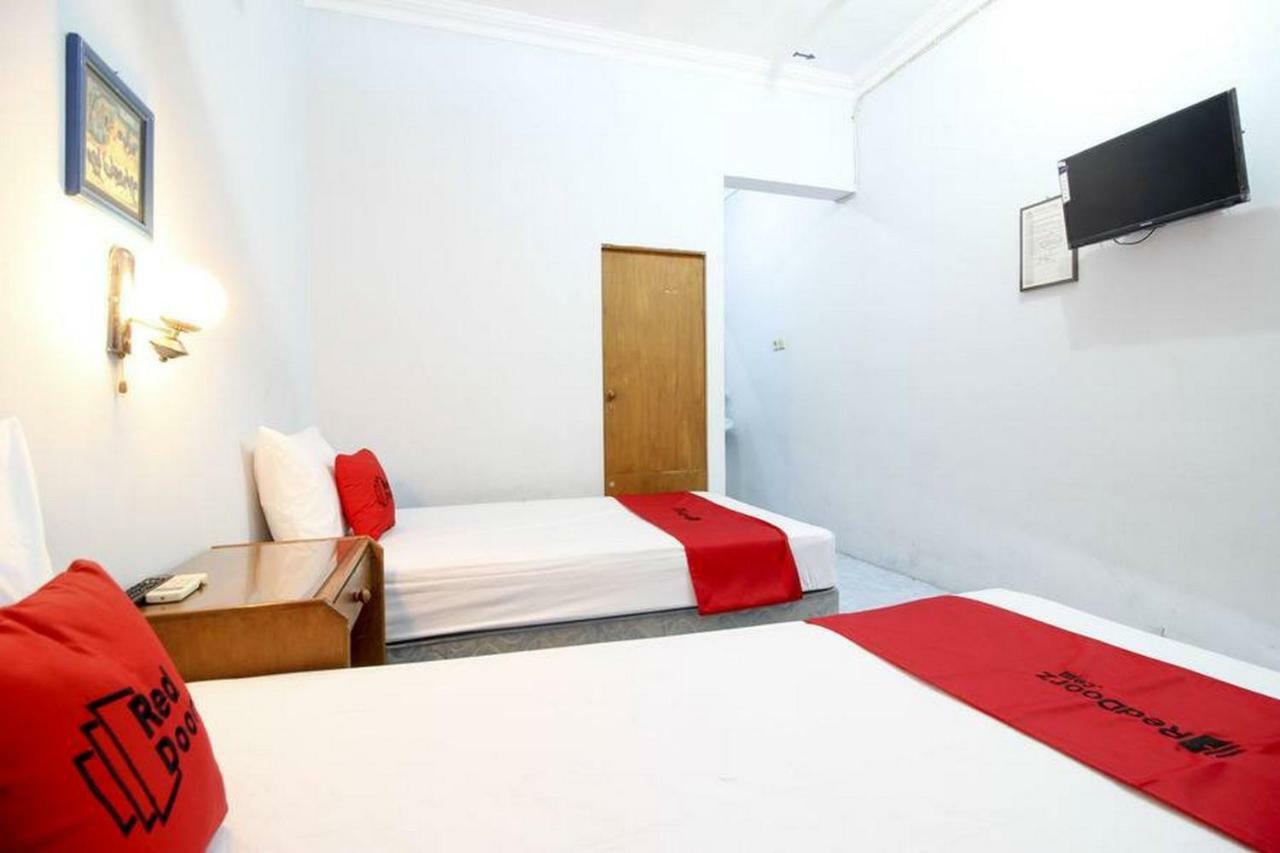 Reddoorz Syariah At Jalan Menteri Supeno Hotell Yogyakarta Exteriör bild