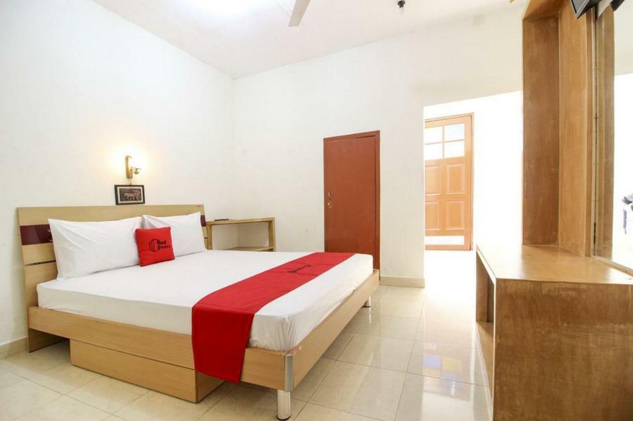 Reddoorz Syariah At Jalan Menteri Supeno Hotell Yogyakarta Exteriör bild